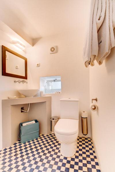 Nette badkamer van het appartement in de Algarve