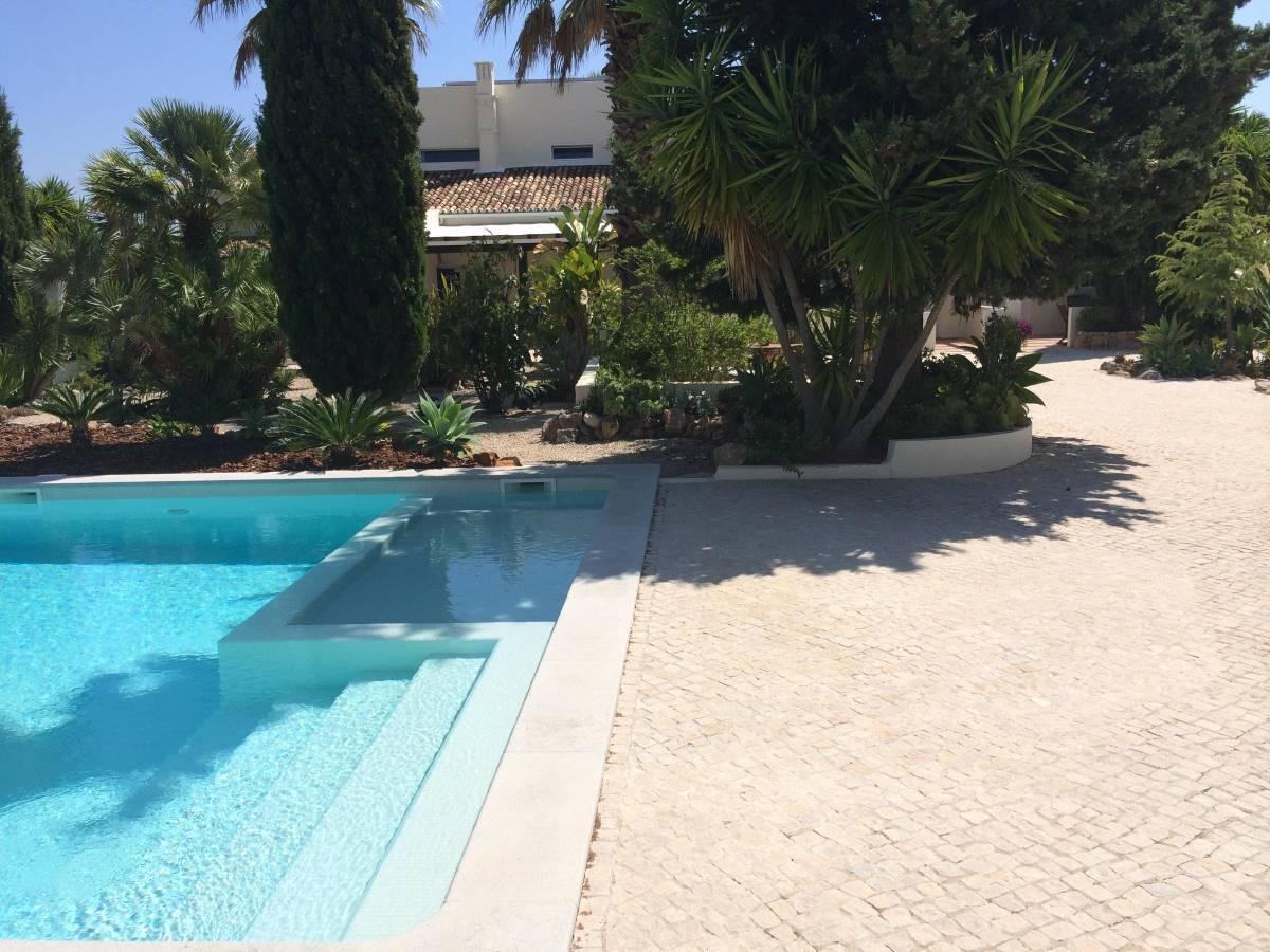 Bed and Breakfast with pool in the Algarve